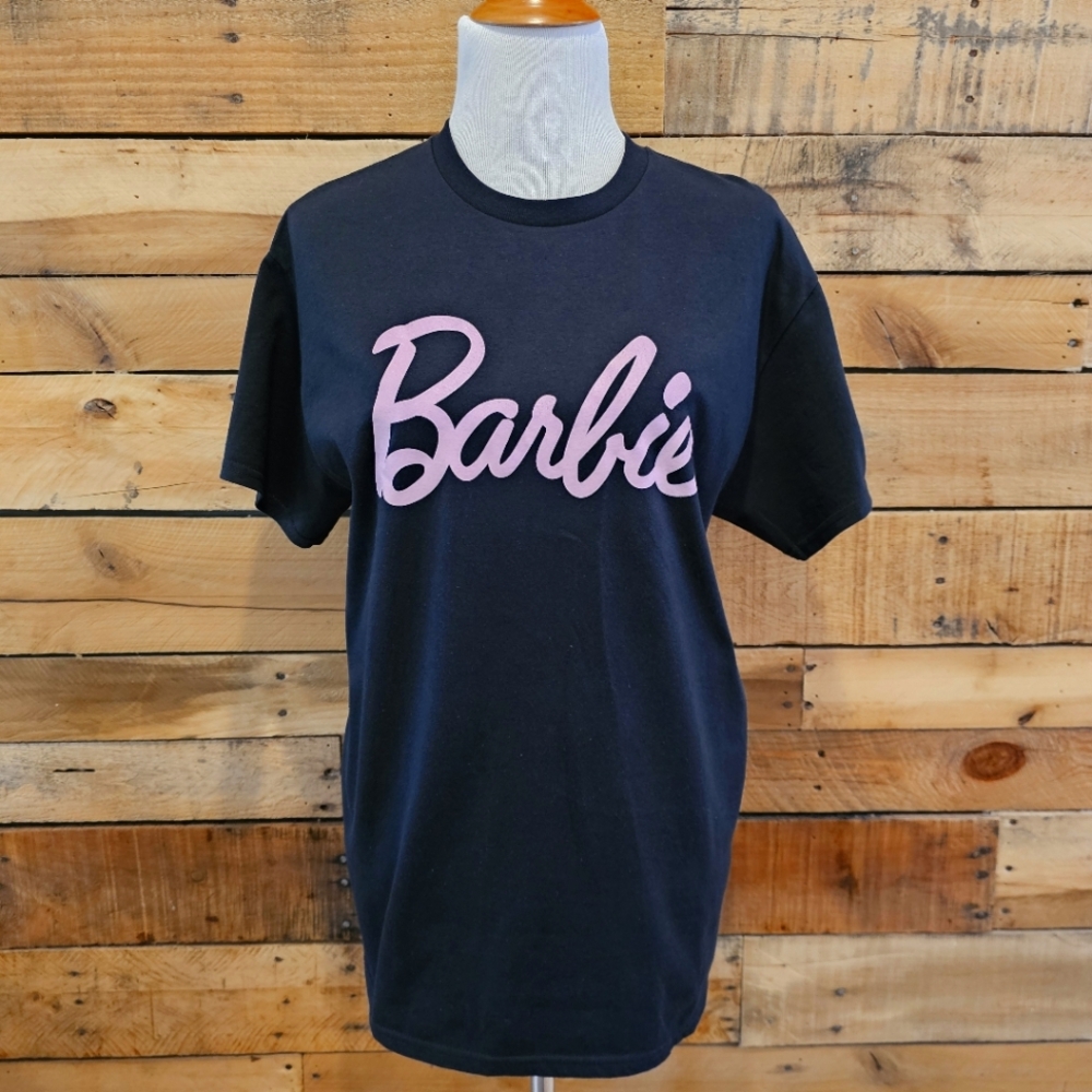 NWOT Black & Pink "Barbie" T-Shirt Unisex size M